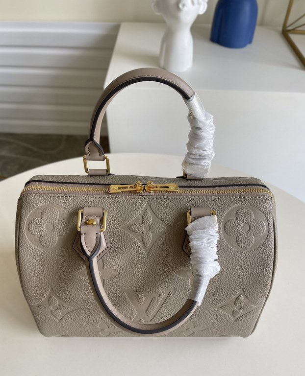 [EXCLUSIVE ACTUAL M58947 KHAKI] Speedy Bandoulière 25 handbag in Monogram Empreinte leather embossed with oversized LV letters, with a shoulder strap for added crossbody option. Dimensions 25.0 x 19.0 x 15.0 cm (L x H x 