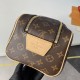 Top    Overseas Original M47528 Exclusive! Louis Vuitton's iconic Monogram canvas and cowhide leather trimmings give the Dopp toiletry bag its classic charm, with an ample interior for safe storage of toiletries and a zi