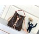 Top quality M46581 old flower Leather is genuine French grade A quality, handmade Oiled edge details are very delicate Size 20x20x13