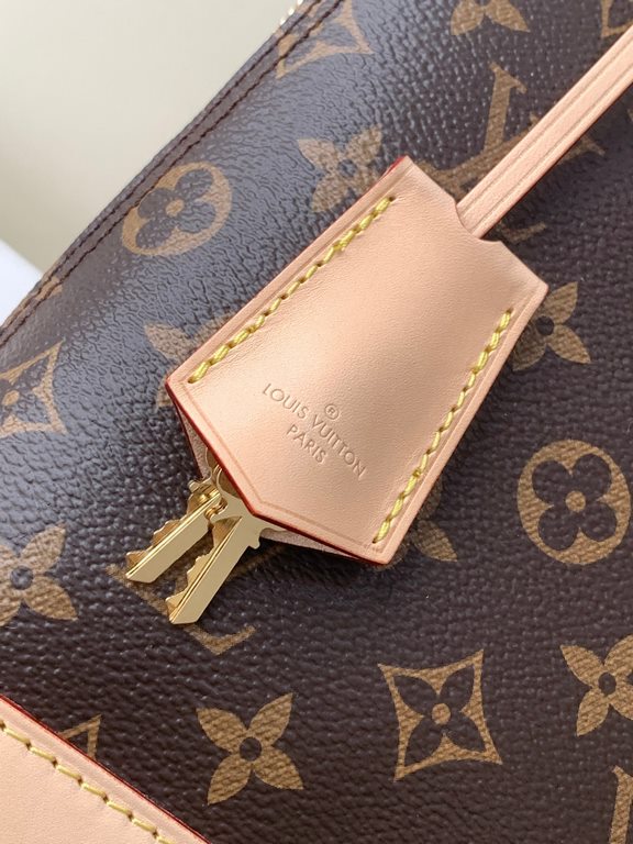 Top [EXCLUSIVE PHOTO M47132 OLD FLOWER 】The Alma shoulder bag made its debut at the SpringSummer 2024 women's show, adding a stylish new dimension to the Alma collection. The classic Monogram canvas is complemented by a 