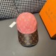 LV (Louis Vuitton).With box cloth bag, LV (Louis Vuitton) new original single baseball cap, old flower splicing, 11 open mold customized, original denim fabric   counter old flower leather, workmanship is meticulous and 