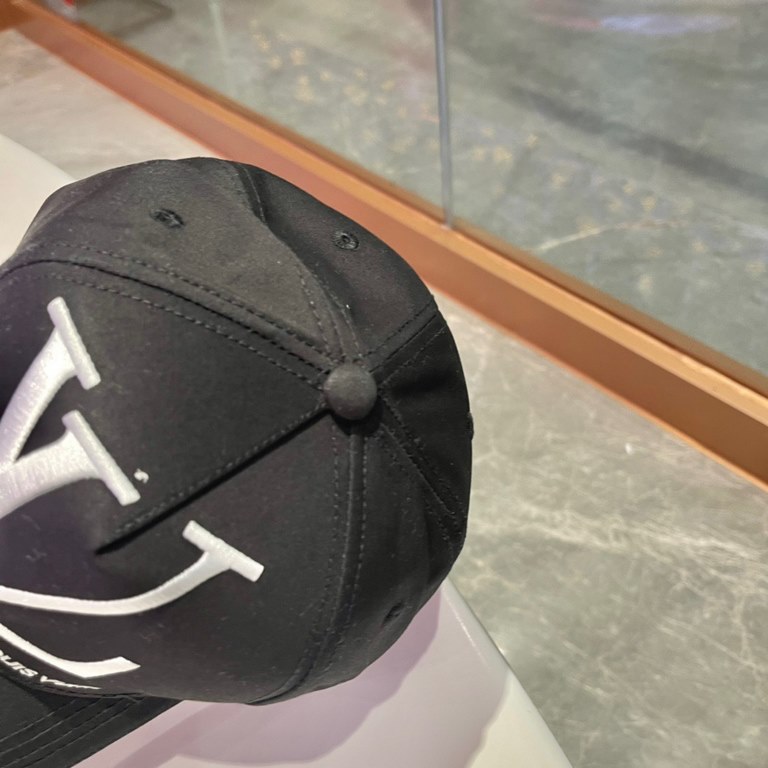 LV baseball cap   2023 new Louis Vuitton baseball cap   Fire shipment, versatile items   casually with a good look Quality is superb   fashionable versatile