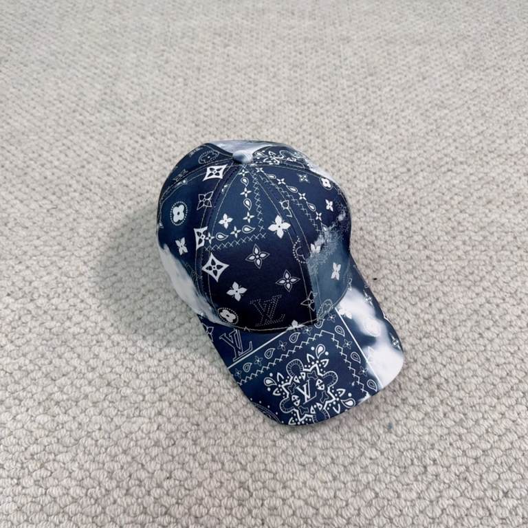 LV Louis Vuitton Classic Baseball Caps   Fire shipments, versatile items   casually with a good look The quality is superb   fashionable versatile