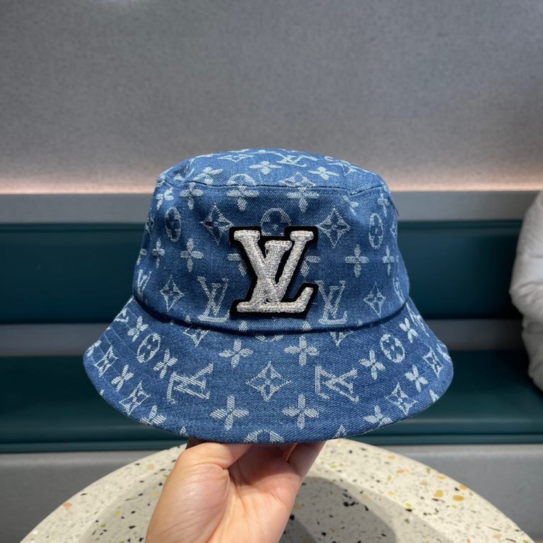 Lv embroidered lettering patchwork washed denim embroidered fisherman hatWashed denim color, show the same model, soft and comfortable fabricsHundreds of casual models, closed eyes into!