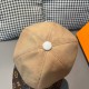 LV (Louis Vuitton) new original single baseball cap.With box cloth bag, LV (Louis Vuitton) new original single baseball cap, old flower splicing, 11 open mold customized, original printing satin fabric   counter old flow