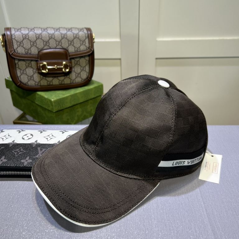 LV (Louis Vuitton) new original single baseball cap, 11 open mold customized, original printed satin fabric   counter plaid leather, meticulous and perfect workmanship, awesome quality, base head circumference 56, patch 