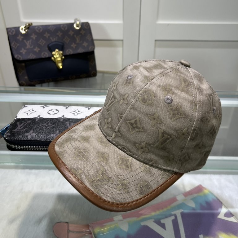 Louis Vuitton LV, embossed can be worn for many years of style, fashion and high-end