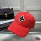 LouiVuittonLV  Counter new Louis Vuitton home embroidered baseball cap, simple and generous Men and women universal sun hat.