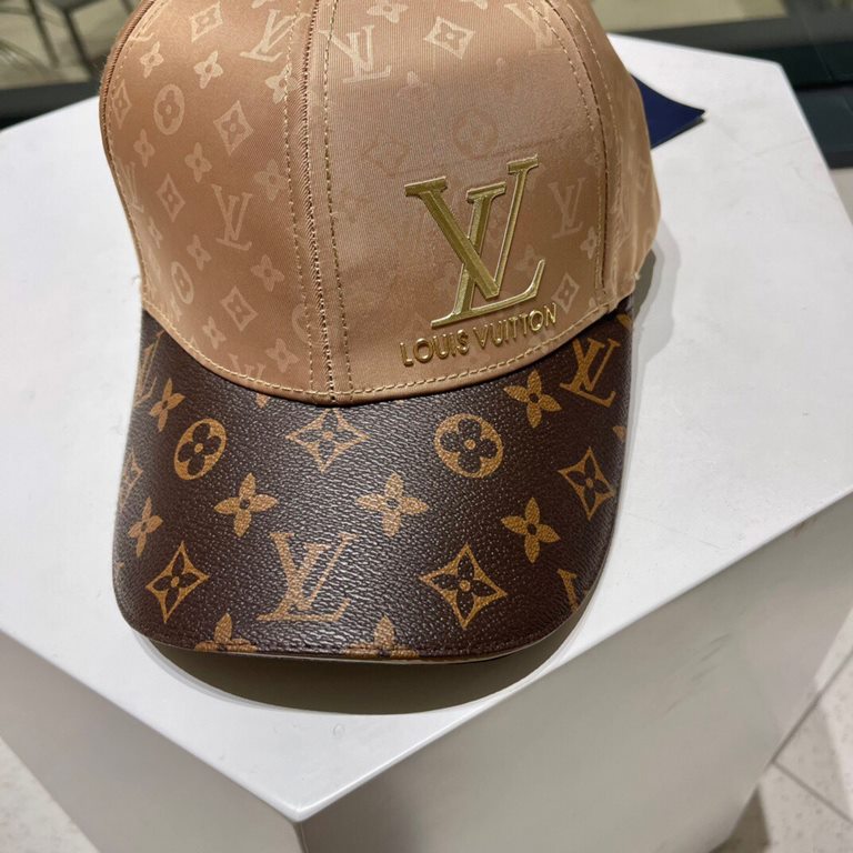 LouiVuittonLV   counter new Louis Vuitton home embroidery baseball cap, simple and generous Men and women universal sun hat.