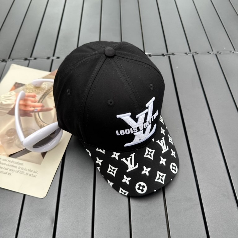 Classic Quotes LouiVuittonLV  Counter new Louis Vuitton Home Embroidered Baseball Caps, Simple and Generous Men and women universal sun hat.