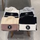 LV set [wool scarf hat set] hat  scarf! Warm da super comfortable ~ winter Miss Little brother Age reduction God Oh ~ this winter you are just short of such a set of suit hat la ~ and warm and fashion! Men's and women's 