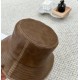 LV early fall new fisherman's hat, original open mold customization, perfect smooth stereotypes! High quality leather. Good to see blowing up the street single product!