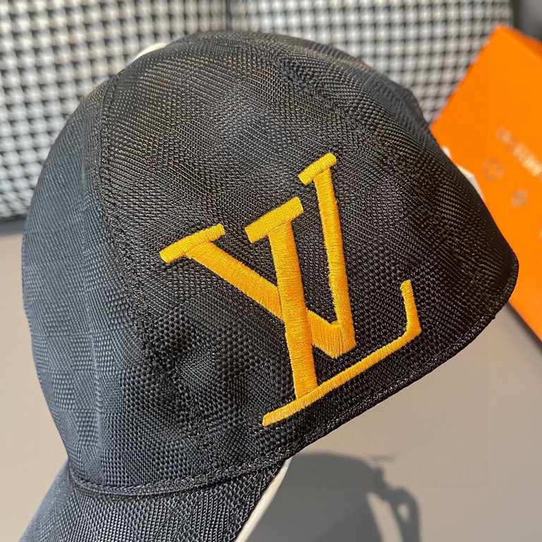 With packaging cloth bag, LV Louis Vuitton new original single baseball cap, classic checkerboard grid, 11 open mold customized, the original counter fabric   head layer cowhide, small square fashion handsome quality is 