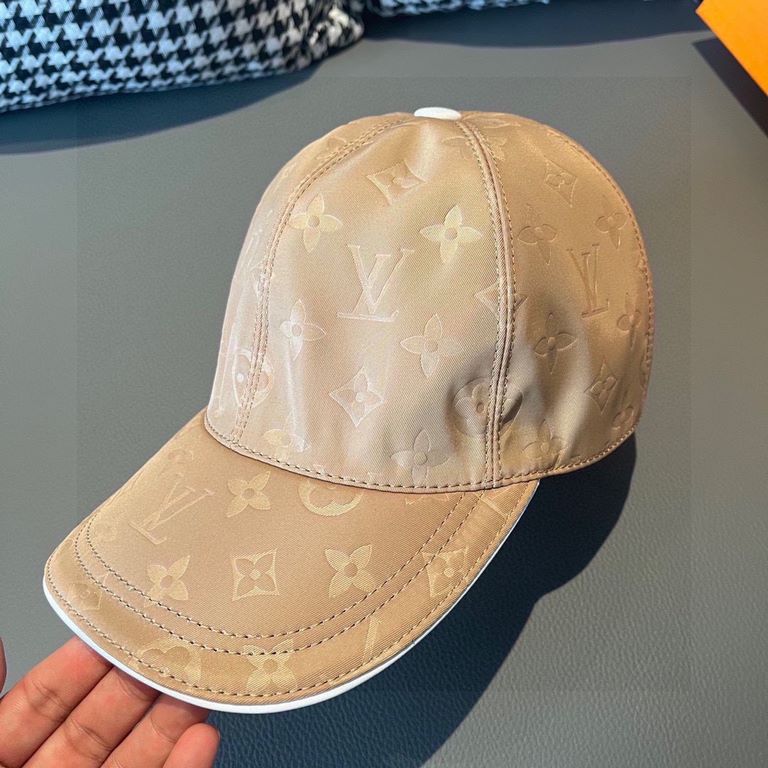 New!New model shipment!With box cloth bag, LV Louis Vuitton new original single baseball cap, dark print, counter 11 open mold customized, original Oxford fabric   head cowhide, cotton lining, lightweight and breathable!