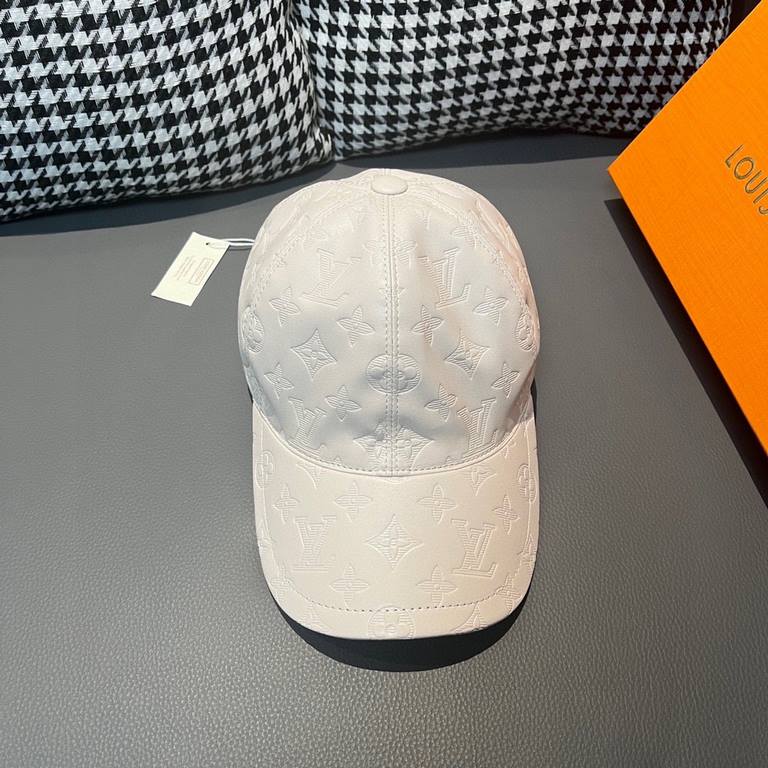 New!New model shipment!With box cloth bag, LV Louis Vuitton new original single baseball cap, leather printing, counter 11 open mold customized, accurate pair of flowers. Original head layer cowhide   cotton lining, ligh