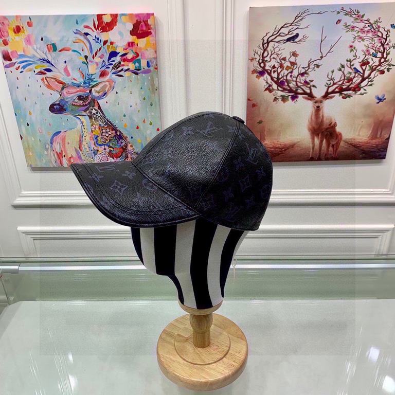 The cap is made of PU leather and head-layer cowhide.With packaging cloth bag, LV Louis Vuitton classic original single baseball cap, classic old flower, 11 open mold customized, the original counter PU leather   head la