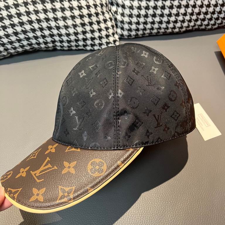 LV (Louis Vuitton) new original single baseball cap.With box cloth bag, LV (Louis Vuitton) new original single baseball cap, old flower splicing, 11 open mold customized, original printing satin fabric   counter old flow