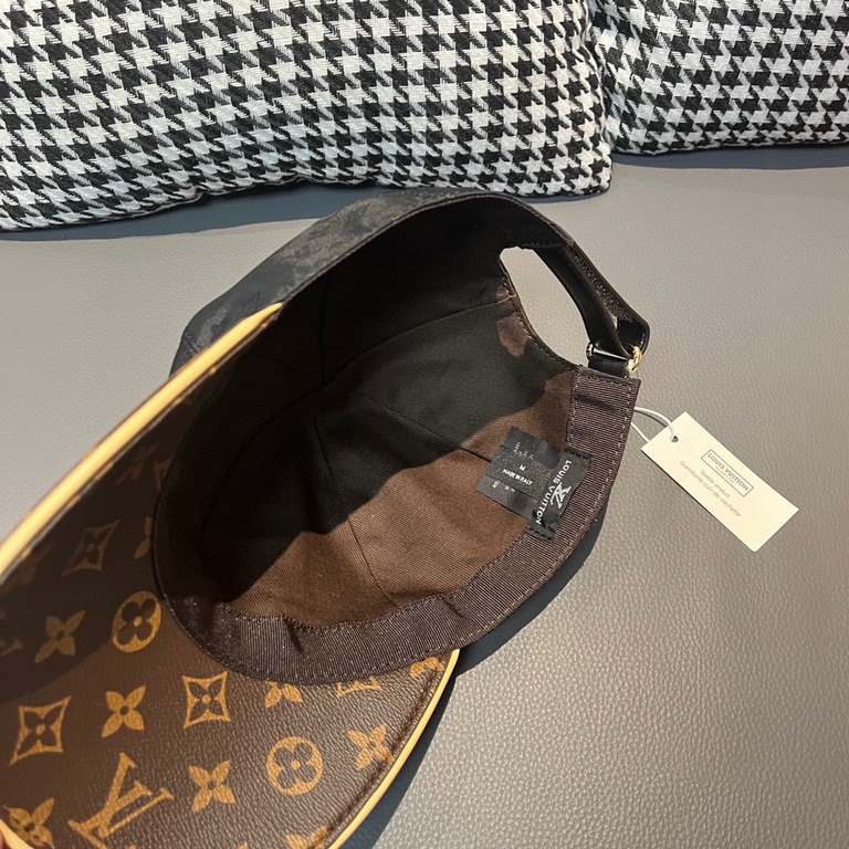 LV (Louis Vuitton) new original single baseball cap.With box cloth bag, LV (Louis Vuitton) new original single baseball cap, old flower splicing, 11 open mold customized, original printing satin fabric   counter old flow