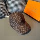 The new LV Louis Vuitton original single baseball capWith box cloth bag, LV Louis Vuitton new original single baseball cap, colorful jacquard, counter 11 open mold ordering, original canvas material   head layer cowhide,