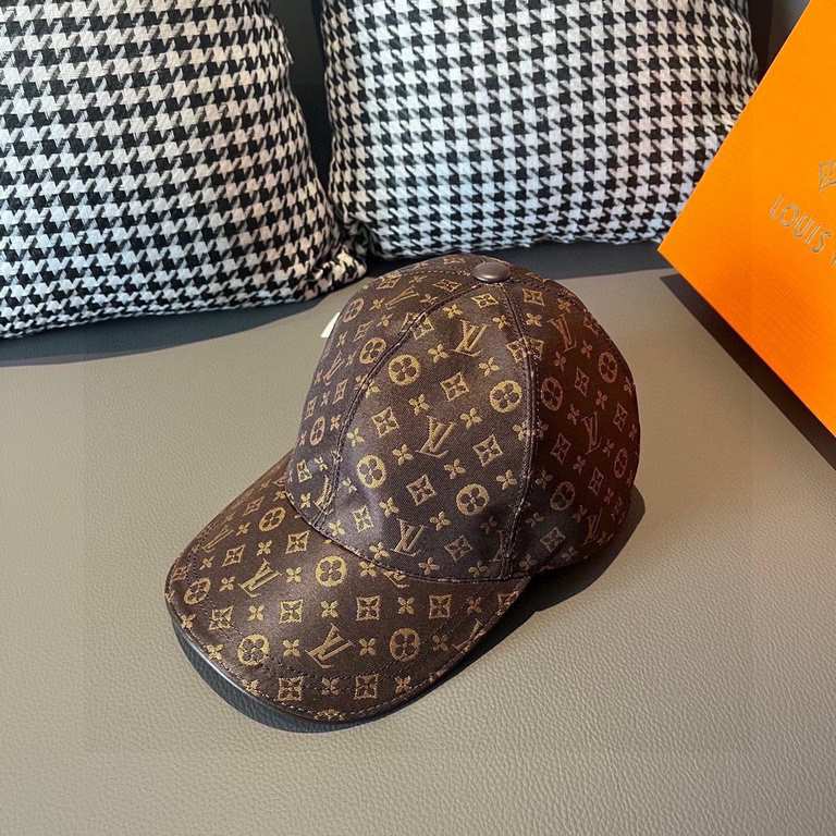 The new LV Louis Vuitton original single baseball capWith box cloth bag, LV Louis Vuitton new original single baseball cap, colorful jacquard, counter 11 open mold ordering, original canvas material   head layer cowhide,