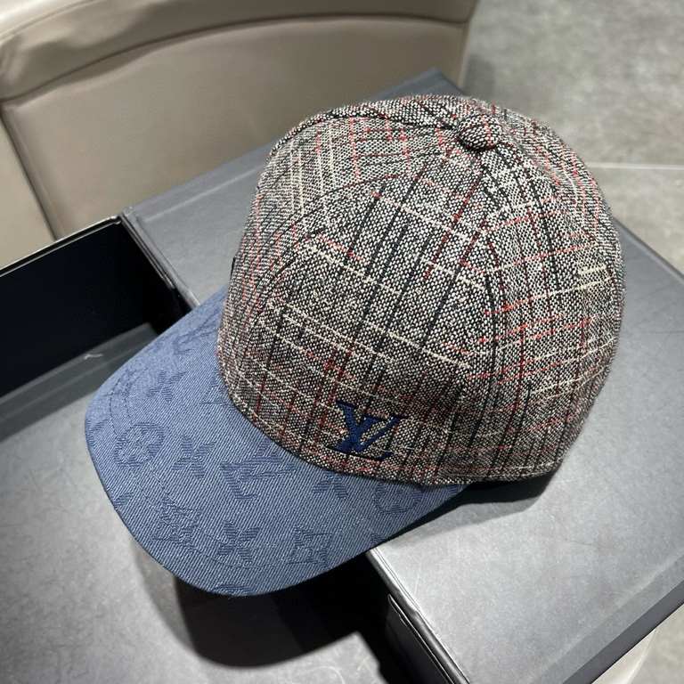 LV (Louis Vuitton) new original single baseball cap, old flower splicing, 11 open mold customized, original denim fabric   counter old flower leather, meticulous and perfect workmanship, superb quality, the base head cir