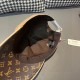 LV (Louis Vuitton) new original single baseball cap.With box cloth bag, LV (Louis Vuitton) new original single baseball cap, old flower splicing, 11 open mold customized, original printing satin fabric   counter old flow