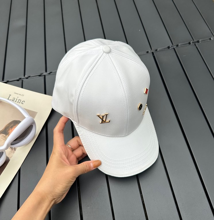 Louis Vuitton LouisVuitton   new LV baseball cap, heavy construction   perfect old flowers, high-end atmosphere, versatile models   men and women!