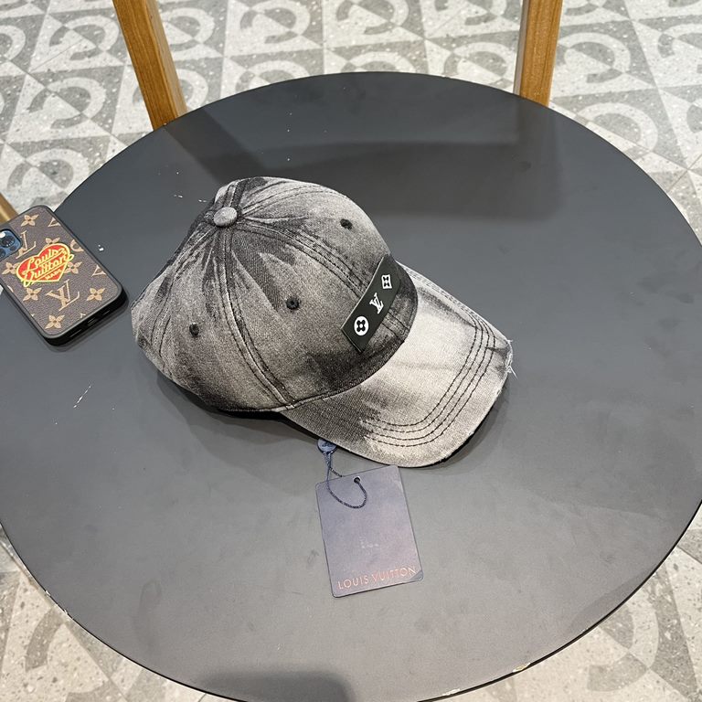 [LV] new counter synchronization cowboy baseball cap, counter synchronization shipment, big name models super good with, hurry to get!