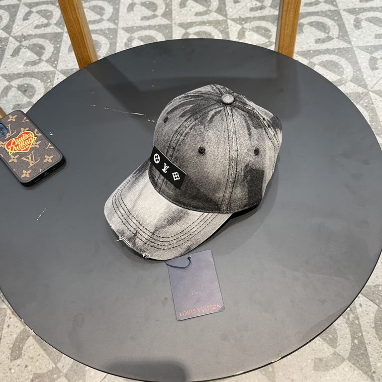 [LV] new counter synchronization cowboy baseball cap, counter synchronization shipment, big name models super good with, hurry to get!