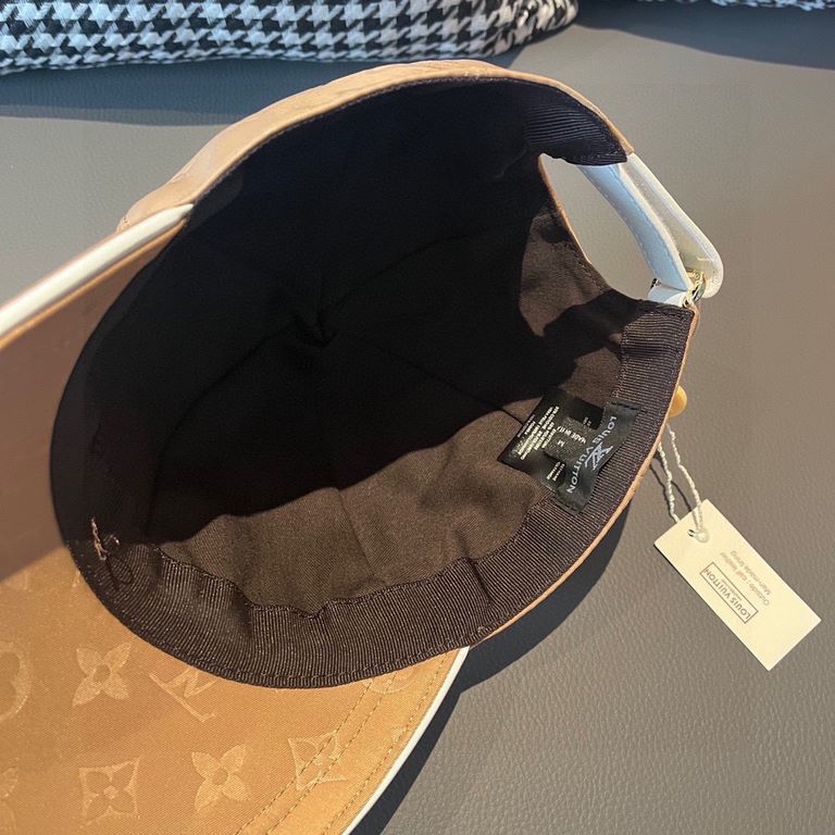 New model shipment!With box bag, LV Louis Vuitton new original single baseball cap, dark print, counter 11 open mold customized, original Oxford fabric   head cowhide, cotton lining, lightweight and breathable! Awesome q