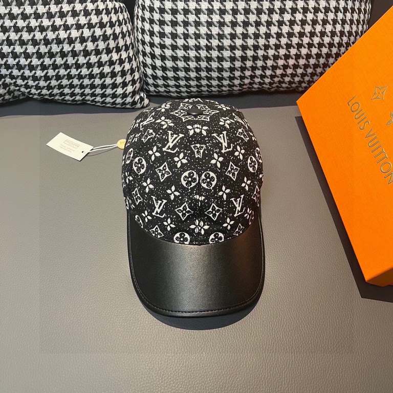 LV (Louis Vuitton) new original single baseball cap.With box cloth bag, LV (Louis Vuitton) new original single baseball cap, cowhide splicing, 11 open mold customized, original denim fabric, workmanship is meticulous and