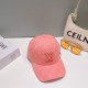 LV   counter new Louis Vuitton home embroidery baseball cap, simple and generous Men and women universal sun hat