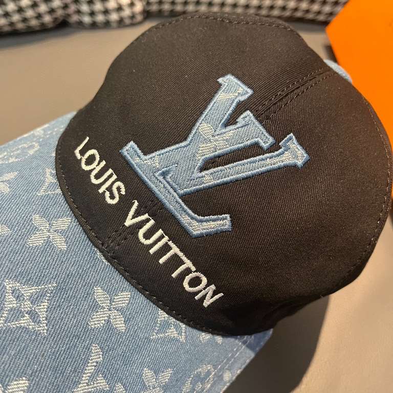 New model shipment!With box cloth bag, LV (Louis Vuitton) new original single baseball cap, old flower splicing, 11 open mold ordering, the original cotton fabric   counter old flower cloth, workmanship is meticulous and