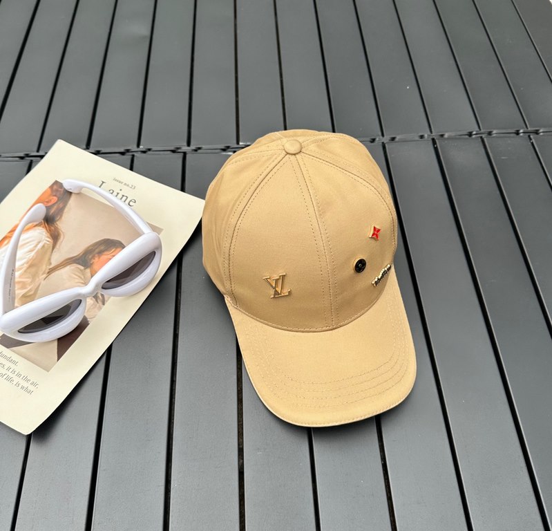 Louis Vuitton LouisVuitton   new LV baseball cap, heavy construction   perfect old flowers, high-end atmosphere, versatile models   men and women!