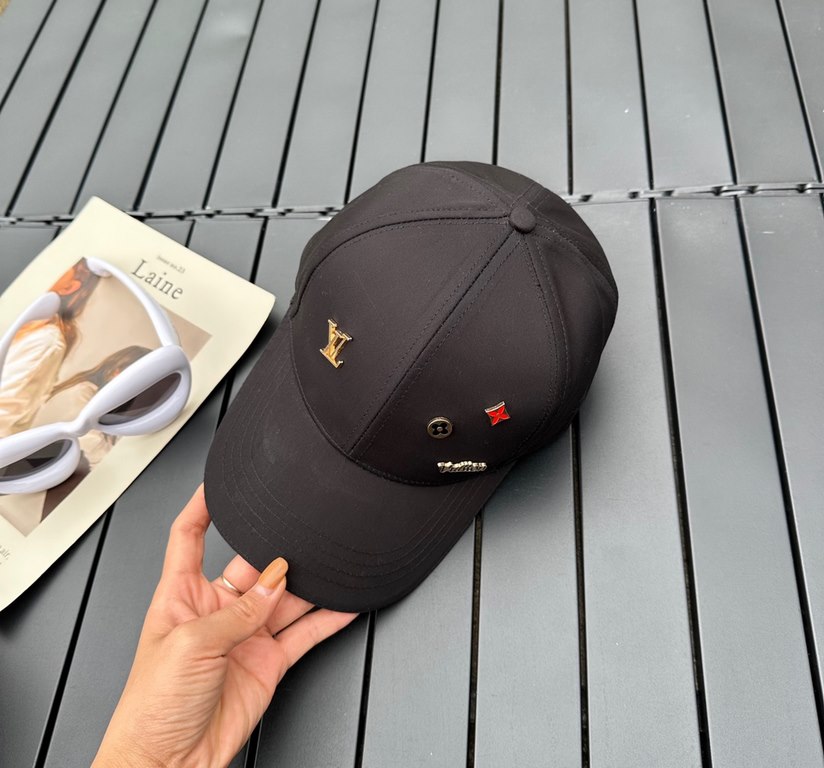 Louis Vuitton LouisVuitton   new LV baseball cap, heavy construction   perfect old flowers, high-end atmosphere, versatile models   men and women!