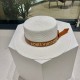 [LV Louis Vuitton] 2023 new small fragrance vacation style flat straw hat, travel essential, super good with, hurry to get!