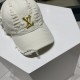 Louis Vuitton LouisVuitton   new LV broken baseball cap, heavy construction   early spring collection of high-end atmosphere, versatile models   men and women!