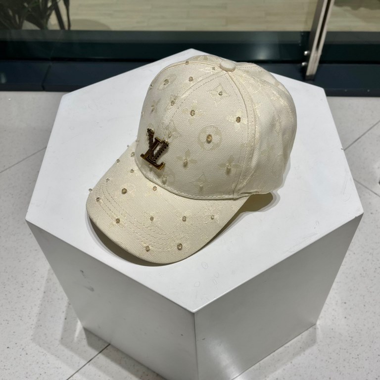 Louis Vuitton Baseball Caps LouisVuitton   New LV baseball caps, heavy-duty   perfect old-fashioned camouflage, high-end atmosphere, versatile models   men and women!