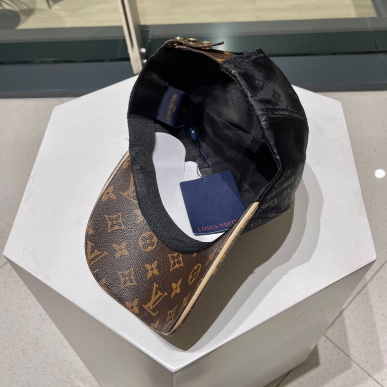 LouiVuittonLV   counter new Louis Vuitton home embroidery baseball cap, simple and generous Men and women universal sun hat.