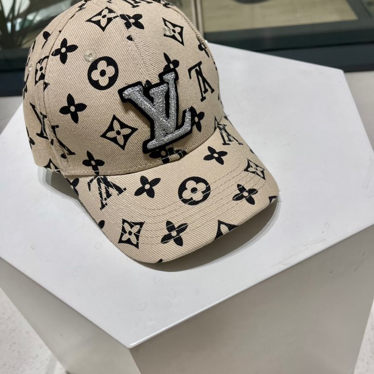 Louis Vuitton baseball cap LouisVuitton   new LV baseball cap, heavy construction   fall and winter series of high-end atmosphere, versatile models   men and women!