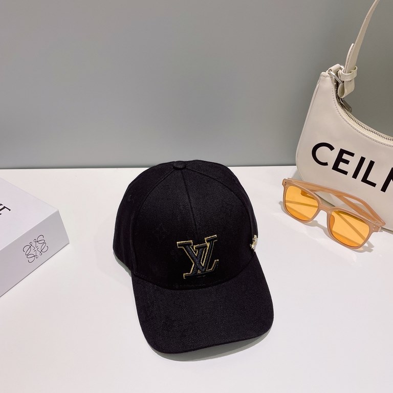 LV   counter new Louis Vuitton home embroidery baseball cap, simple and generous Men and women universal sun hat