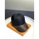 Batch    Louis Vuitton Baseball Caps LouisVuitton   New LV baseball caps, heavy duty   perfectly spliced leather, high-end atmosphere, versatile models   men and women!