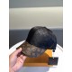 Batch    Louis Vuitton Baseball Caps LouisVuitton   New LV baseball caps, heavy duty   perfectly spliced leather, high-end atmosphere, versatile models   men and women!