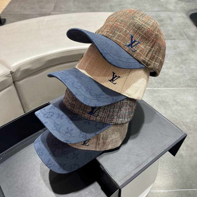 LV (Louis Vuitton) new original single baseball cap, old flower splicing, 11 open mold customized, original denim fabric   counter old flower leather, meticulous and perfect workmanship, superb quality, the base head cir