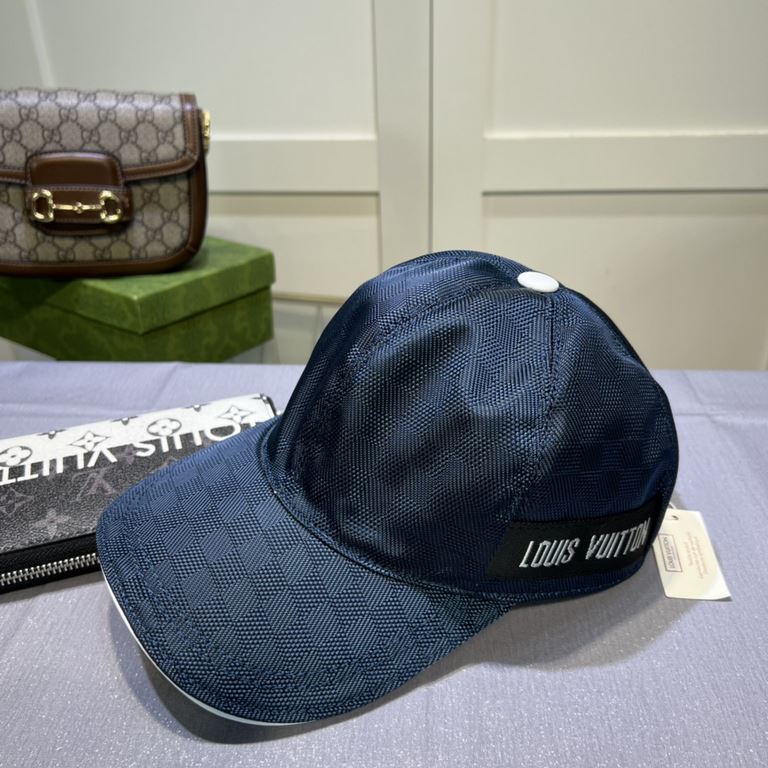 LV (Louis Vuitton) new original single baseball cap, 11 open mold customized, original printing satin fabric   counter old flower leather, meticulous and perfect workmanship, awesome quality, base head circumference 56, 