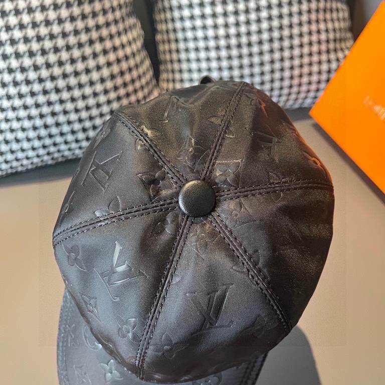 New!New model shipment!With box cloth bag, LV Louis Vuitton new original single baseball cap, dark print, counter 11 open mold customized, original Oxford fabric   head cowhide, cotton lining, lightweight and breathable!