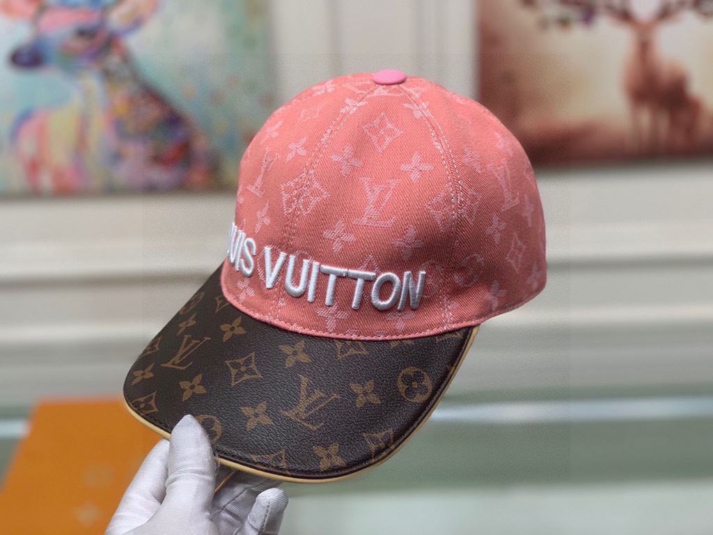 LV (Louis Vuitton).With box cloth bag, LV (Louis Vuitton) new original single baseball cap, old flower splicing, 11 open mold customized, original denim fabric   counter old flower cloth, meticulous and perfect workmansh