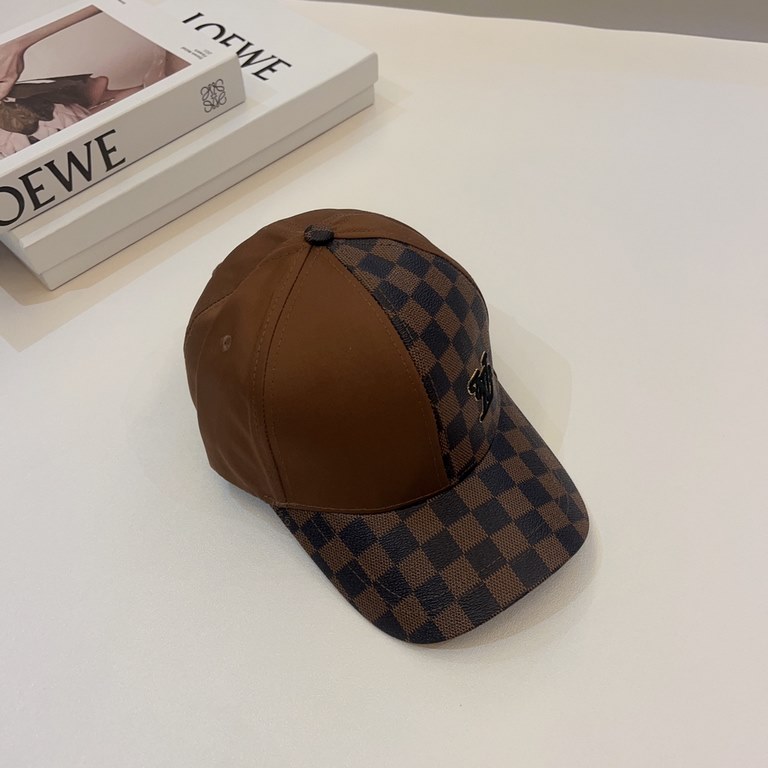 P LV Louis Vuitton  Baseball cap, made of fabric, exquisite workmanship, fashionable and trendy, easy to carry out of the house, versatile models.