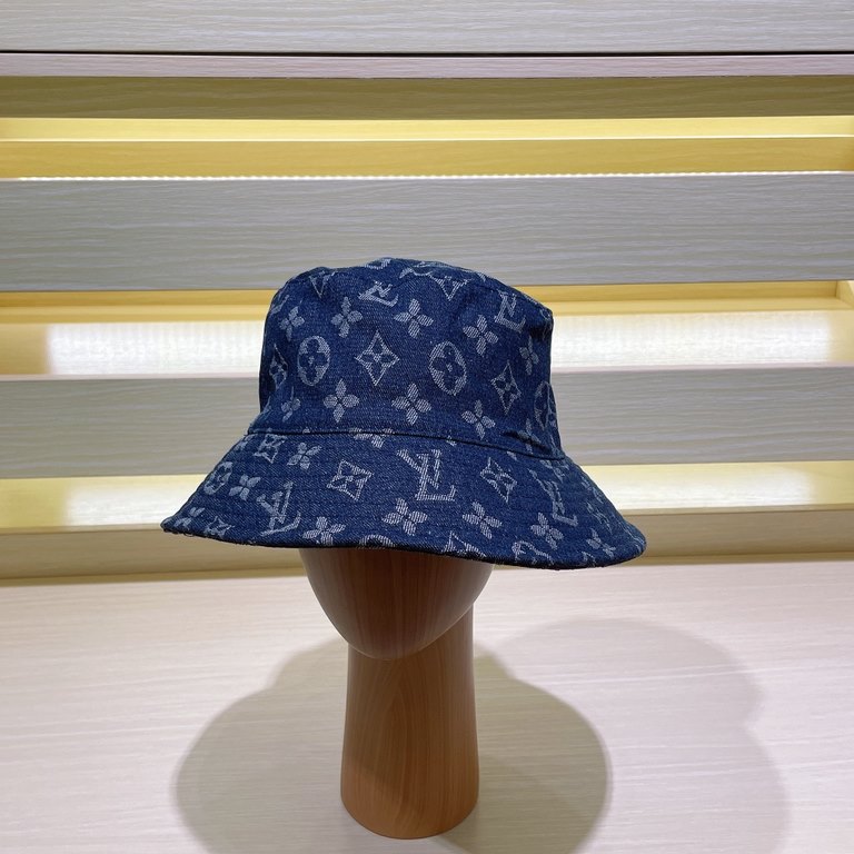 LV Louis Vuitton   official website high version of the shipment, the classic fisherman's hat is very classic classic, popular retro beauty, available in all seasons, out of the must-have, very show the face is small!