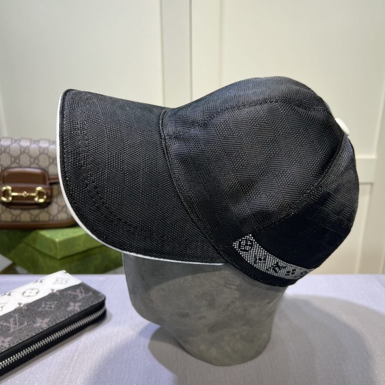 LV (Louis Vuitton) new original single baseball cap, 11 open mold customized, original printed satin fabric   counter plaid leather, meticulous and perfect workmanship, awesome quality, base head circumference 56, patch 